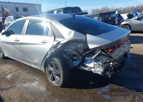 2022 Hyundai Elantra Sel from USA, damaged, VIN 5NPLM4AG5NH086100